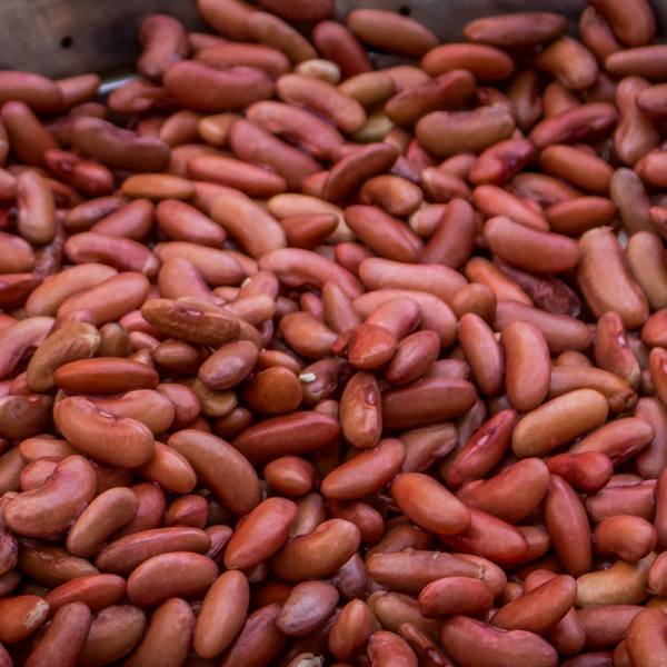 Round red peas